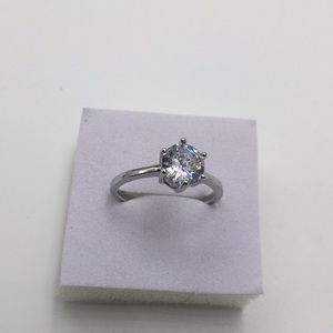1 CARAT AAA CUBIC ZIRCONIA 925 Silver size 6 RING